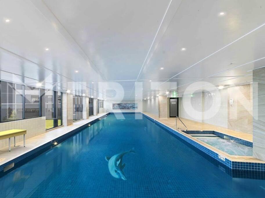 Four Bedroom Apartment With Facilities In Olympic Park Сидней Экстерьер фото